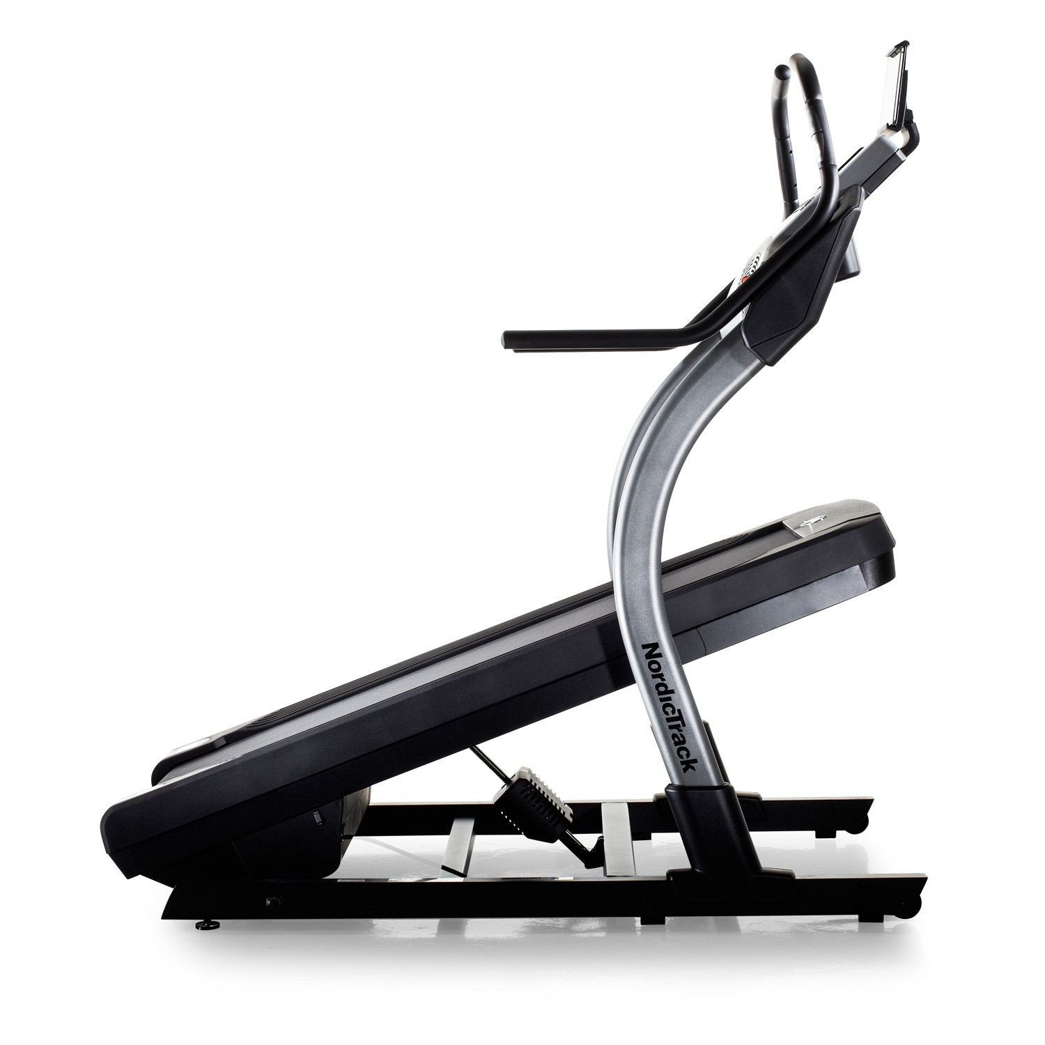 Nordictrack treadmill with incline sale