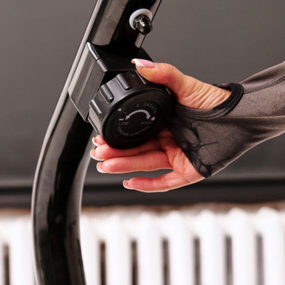 ВЕЛОТРЕНАЖЕР DFC B504R МАГНИТНЫЙ (ЧЕРНЫЙ КОРПУС, ГОЛУБАЯ ПОЛОСА)