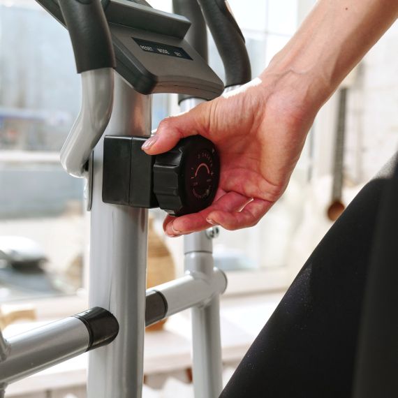 ЭЛЛИПТИЧЕСКИЙ ТРЕНАЖЕР DFC KONDITION С ЗАДНИМ МАХОВИКОМ