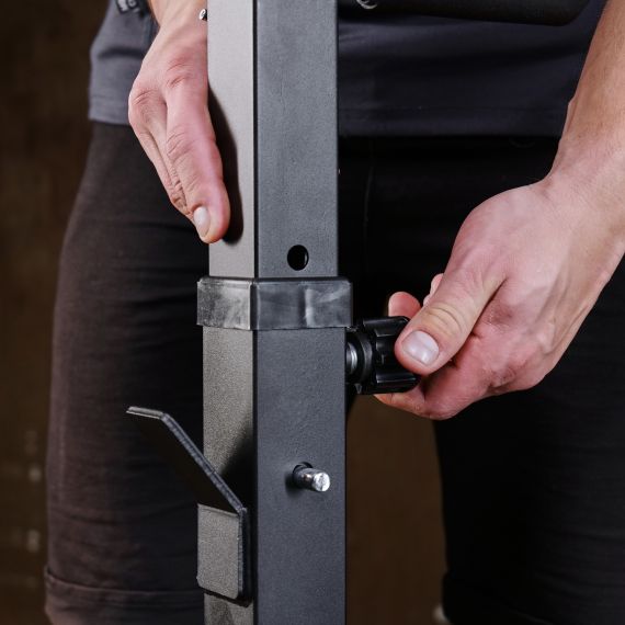 УСИЛЕННАЯ СКАМЬЯ СО СТОЙКАМИ ПОД ШТАНГУ DFC MELKIN