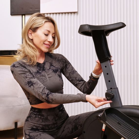 ЭЛЛИПТИЧЕСКИЙ ТРЕНАЖЕР DFC E8.2A