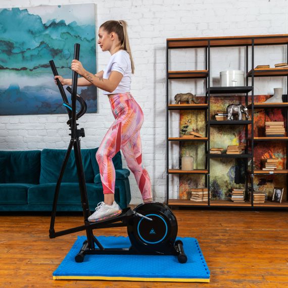 ЭЛЛИПТИЧЕСКИЙ ТРЕНАЖЕР DFC E504HB