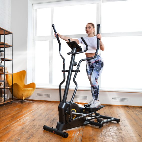 ЭЛЛИПТИЧЕСКИЙ ТРЕНАЖЕР DFC E6700T